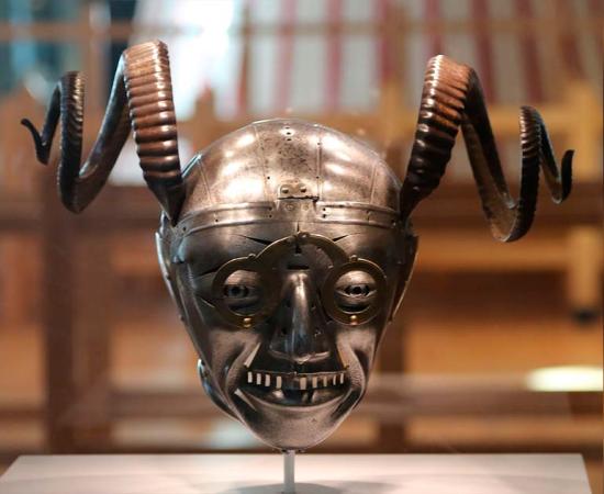 The Helmet of Henry VIII. Source: Geni / CC by SA 4.0.