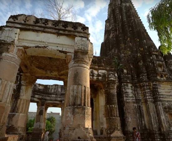 Ancient 1,000 year old Shawala Teja Singh Hindu Temple. Source: Junaid Syed / YouTube Screenshot