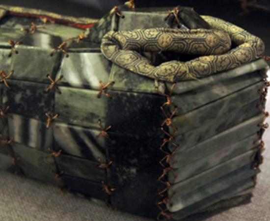 Detail of the hand section of the jade burial suit of Liu Sui, Prince of Liang, of Western Han 