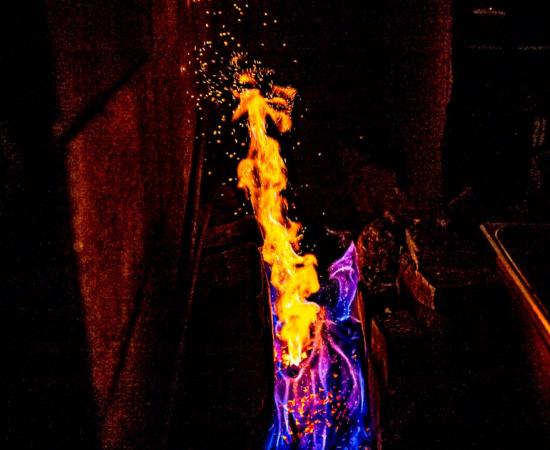 Fire and coal forging Japanese sword in a kiln of a blacksmith in Japan. Source: Karori Production / Adobe Stock.