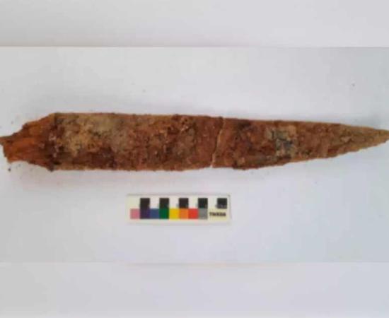 The iron dagger's well-preserved wooden handle may help researchers date other artifacts found at the Keeladi civilization dig site in South India.          Source: Tamil Nadu Department of Archaeology