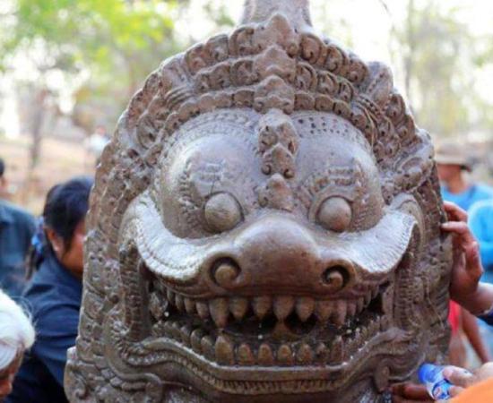 Lion statue unearthed from reservoir in Cambodia.    Source: Department of Protection and Conservation of Ancient Constructions