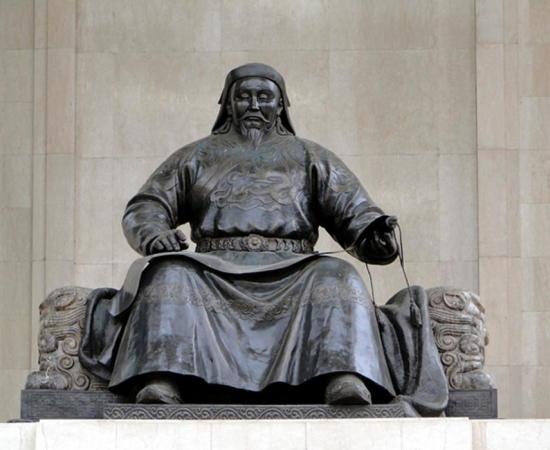 Kublai Khan: Mongol Warrior, Horseman, Hunter and Powerful Emperor 