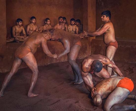 Pehlwani, also known as kushti, is a form of mud wrestling in South Asia. (Nikhilmore nimo / CC BY-SA 4.0)