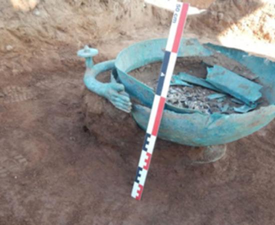 This bronze vessel was one of many Macedonian treasures missed by looters at Ahlada, near Florina, in Macedonia    Source: Greek Ministry of Culture