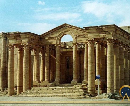 Facade of Temple (CC BY-SA 3.0)