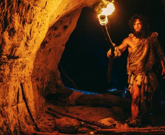 Neanderthal hunting birds in a cave at night. The latest study, using role play, has shown that Neanderthals were likely also nocturnal hunters, which is a completely new aspect for our ancient cousins.		Source: Gorodenkoff / Adobe Stock