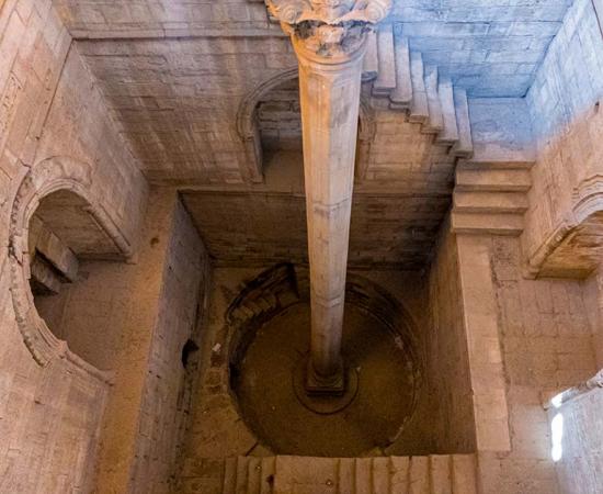 Interior of Nilometer in Cairo. Source: rninov / Adobe Stock.