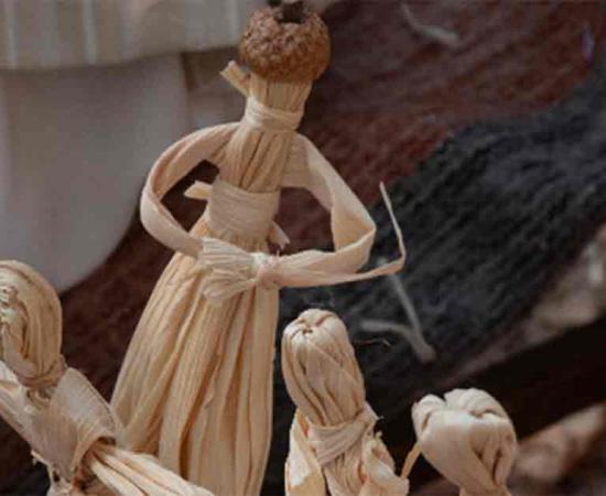 Corn Husk Dolls. Source: Betty Sederquist/Adobe Stock