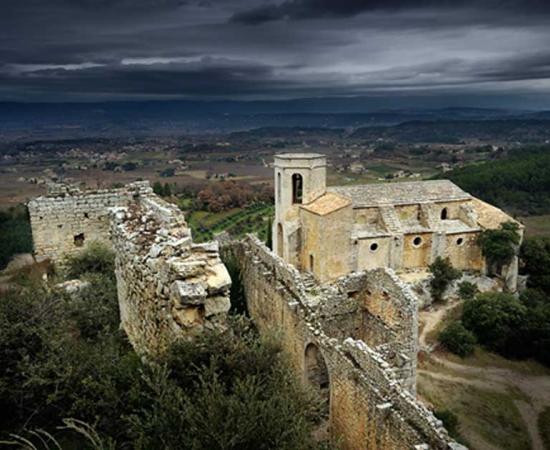 A view of Oppède Le Vieux