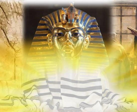 Montage showing Tutankhamun in the center, his royal nemes funerary mask grading into a similar Jewish tallit towards the bottom, with Akhenaten on the left and a Rabbi on the right, all infused with a divine light. 