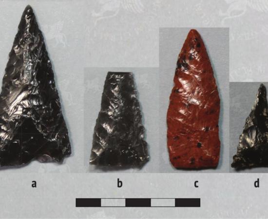 Four obsidian Paracas projectile points from Jauranga, Cutamalla and Collanco, 