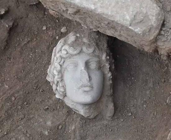 The 1,800-year-old face of Apollo uncovered at Philippi. Source: Greek Reporter / Ministry of Culture.