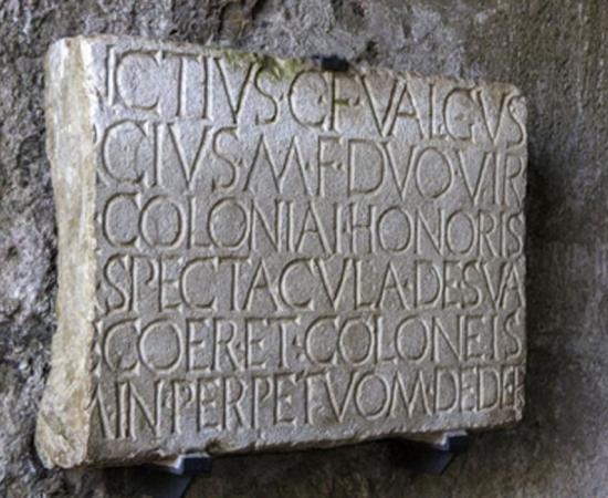 An example of an inscription found in the Pompeii ruins.        Source: prosiaczeq /Adobe Stock