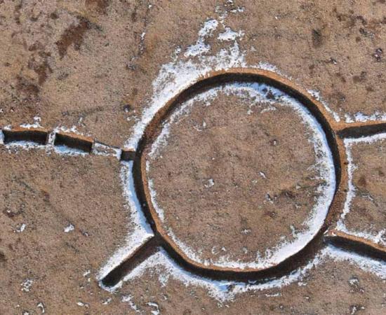 Aerial view of the triple enclosure. Source: © Jérôme Berthet/ Inrap