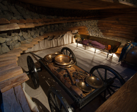 Reconstruction of an elite Iron Age Celtic wagon burial