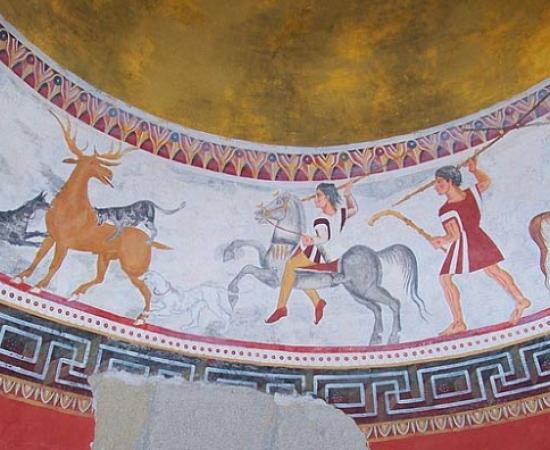 Relief of Thracian Warriors from 6th-5th century BC, Reign of Darius I.  Source: Kmrakmra/CC BY-SA 3.0