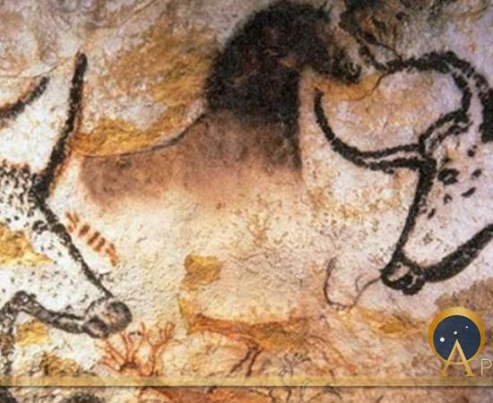Aurochs, Horses and Deer of Lascaux caves (Lascaux / CC BY-SA 3.0)