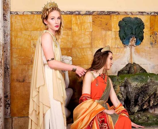 Roman women. Source: burnel11 / Adobe Stock.