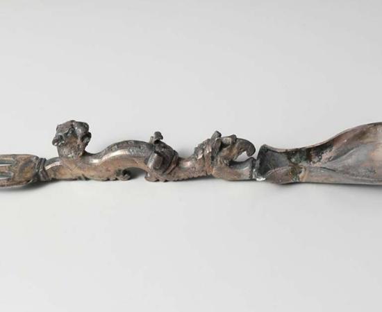 Roman silver spoon and fork. Source: Metropolitan Museum of Art / Public Domain.