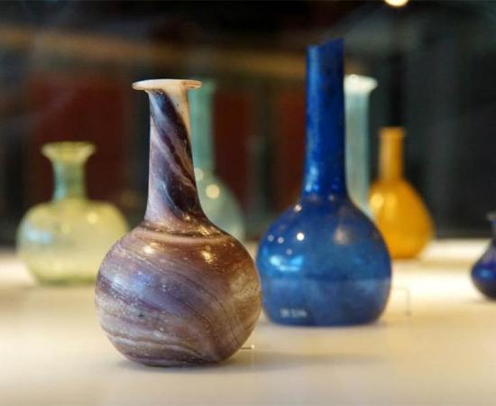 Researchers have solved the mystery of the origins of the best Roman glass. Source: cascoly2 /Adobe Stock