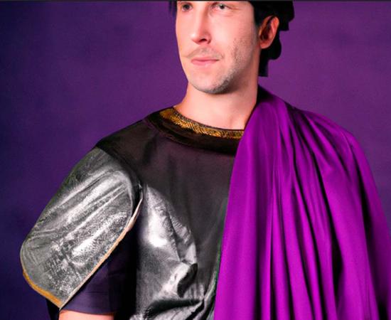 A Roman wearing Tyrian purple. Source: AI generated. 