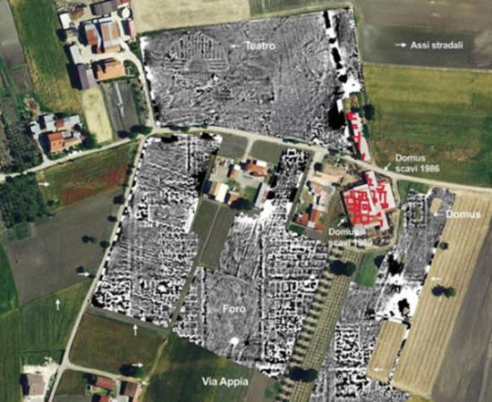 Orthophoto and magnetic survey map showing the newly identified forum and theater structures at Fioccaglia.