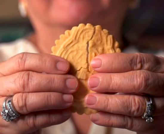 The Legend of the San Nicolas Cookie. Source: YouTube Screenshot / Great Big Story.