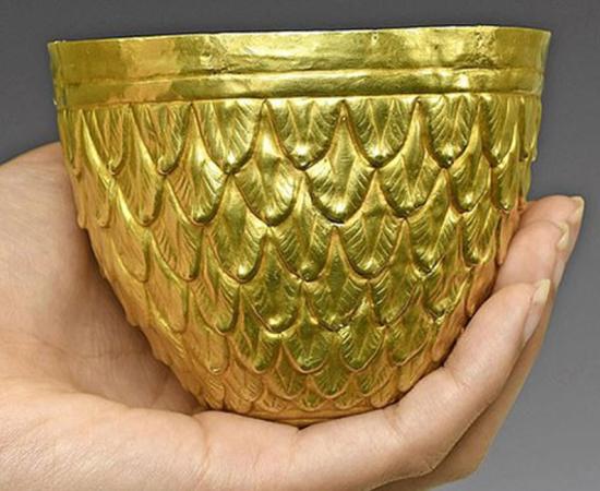 The 3000 year old Scythian gold ritual vessel is on action. Source: Timeline / Fair Use.