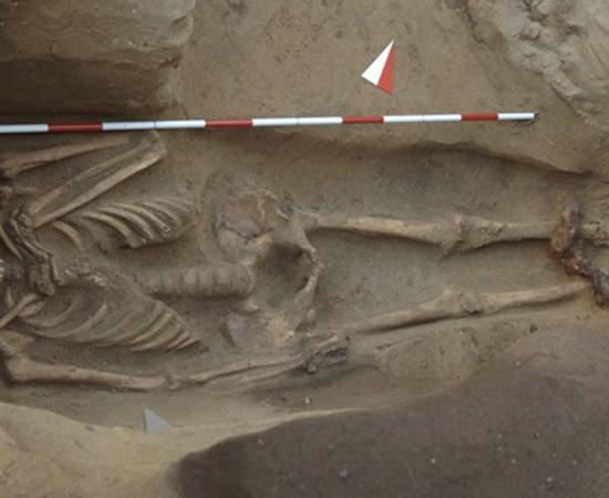 The ancient Etruscans are often remembered as a highly-cultured civilization which was peaceful and spiritual. However, the shocking discovery of a burial unearthed recently in Populonia, central Tuscany, Italy reminds researchers that, like most others, the civilization also had a dark side. 