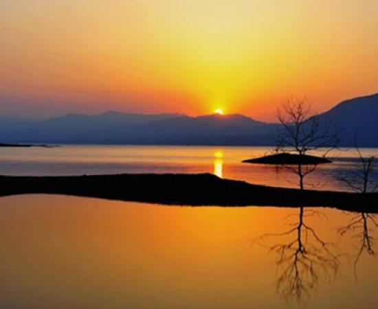Ancient Artefacts Found in Taiping Lake in China