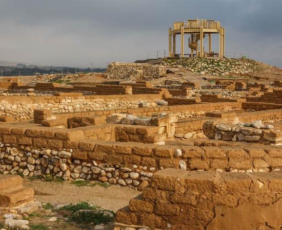 Ruins of the biblical Beersheba, Tel Be'er Sheva, Israel           Source: lic0001 / Adobe Stock