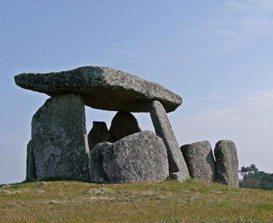 10,000-Year-Old Telescopes? Ancient Tombs May Have Enhanced Visibility of Astronomical Phenomena