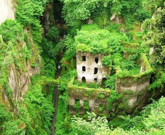 The Valle dei Mulini.