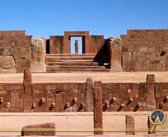 Ingreso al Kalasasaya, Tiwanaku, Bolivia