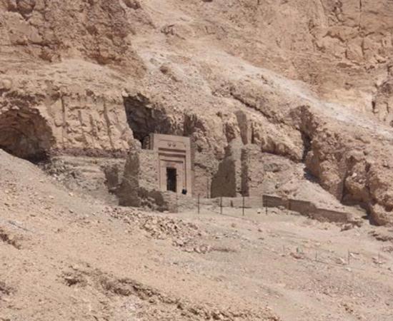 TT 353 of Sen-en-Mut (Senenmut’s tomb). 