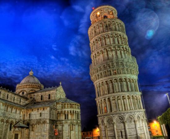 The Leaning Tower of Pisa at night. 