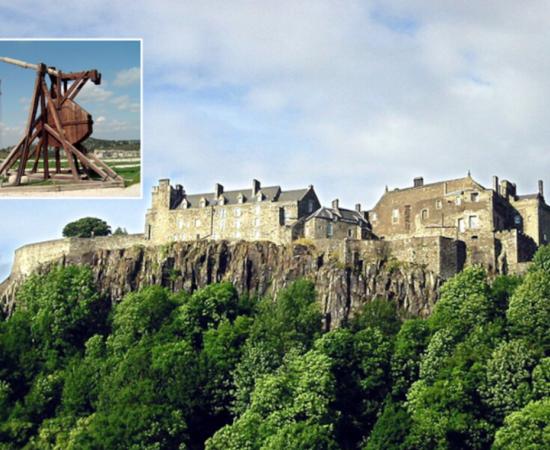 Stirling Castle, Scotland, with inset reconstructed trebuchet.