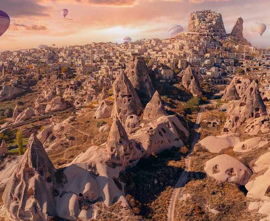 Ancient Uçhisar Castle in Turkey. Source: Parilov / Adobe Stock