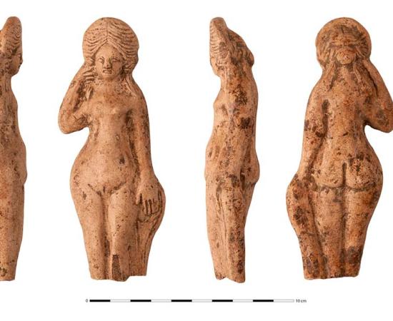 Venus statues found at Roman quarry in Rennes.	Source: © Emmanuelle Collado/INRAP