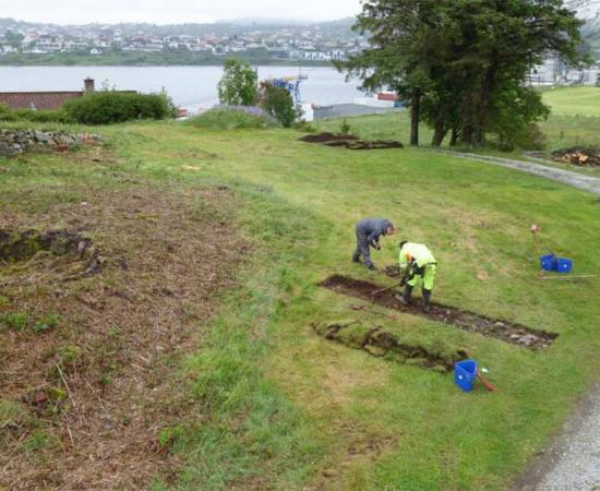 Viking ship burial mound discovered at Salhushaugen, Norway.          Source: Museum of Archaeology, University of Stavanger/Science Norway