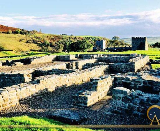 Vindolanda Roman fort on Hadrians Wall, Northumberland, England. Walls of the commanders residence (David Matthew Lyons / Adobe Stock)