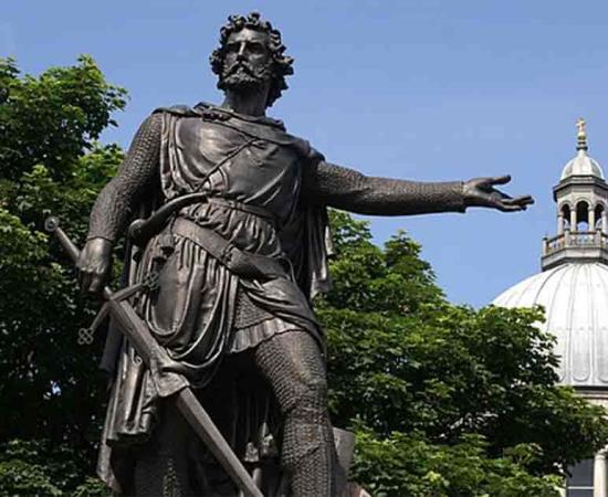 Statue of William Wallace at Aberdeen. Source: Public Domain