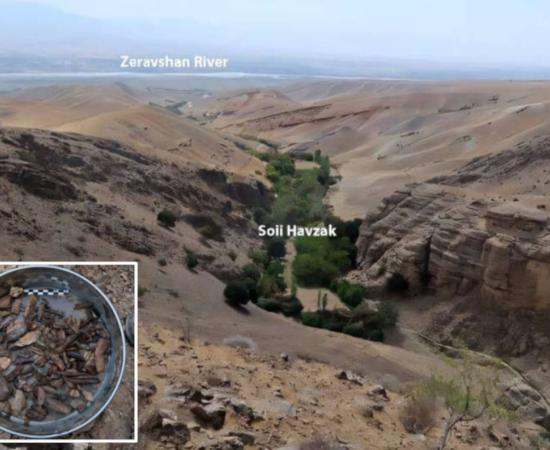 View of Zeravshan river valley from Soii Havzak.