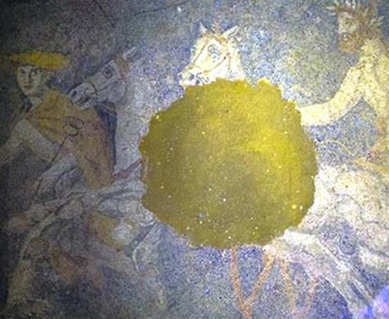 Mosaic depicting god Hermes riding chariot revealed in Amphipolis Tomb