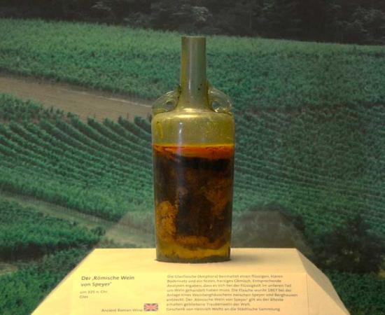The Speyer wine bottle (Carole Raddato / CC by SA 2.0)