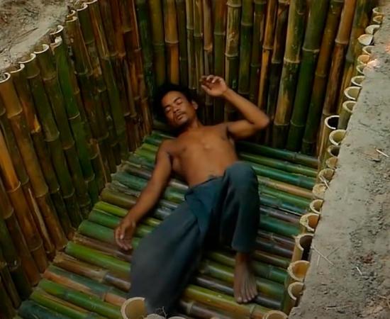 Bamboo House. Source: YouTube Screenshot / Survival Skills. 