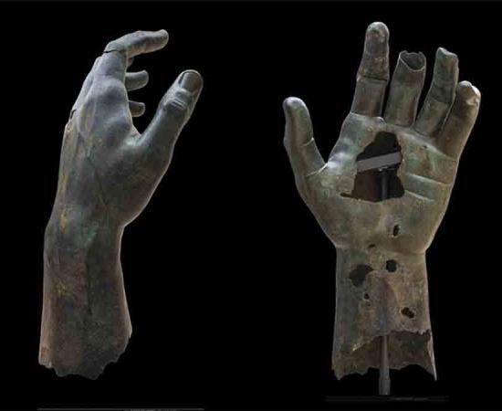 Statue of Emperor Constantine Reunited with Giant Bronze Finger After 500 Years