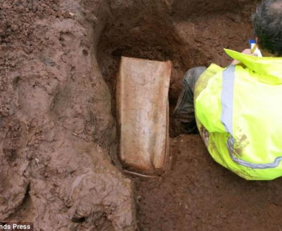  1,700-year-old child’s coffin