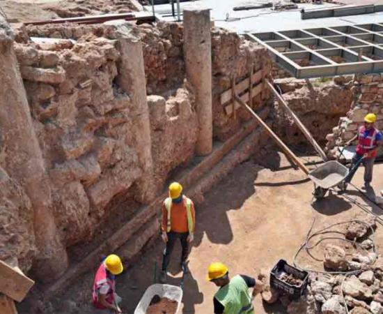 The colonnaded Roman road was found near Hıdırlık Tower, and extends to Hadrian’s Gate, another Roman-era landmark in the city. Source: Antalya Metropolitan Municipality / Anatolian Archaeology.